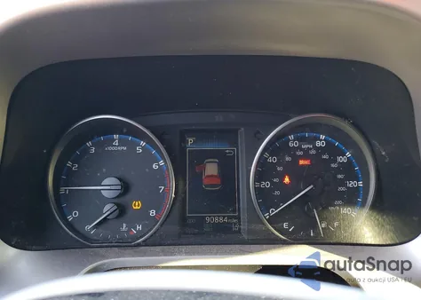 2017 Toyota Rav4 Le z USA, uszkodzony, nr VIN JTMZFREV6HJ128134